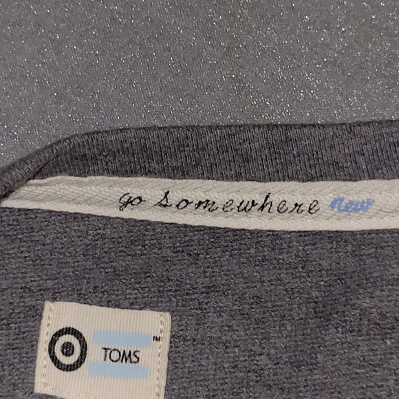 💵3/$20 Toms Kids Grey Design Print Sweatshirt Size Med - Picture 4 of 7